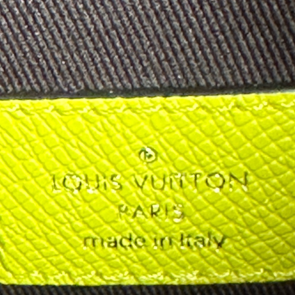 Louis Vuitton Vibrant Yellow Messenger Bag - Picture 6 of 11